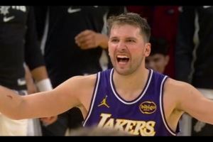 厨师气疯了！东契奇再送精妙长传 八村塁空篮上丢吐饼