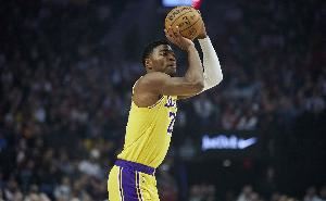 靠谱!八村塁9中5&三分3中2拿到15分 正负值+6