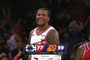 他放肆的笑!杰伦·格林三分轰进领先22分打停快船 开怀大笑!