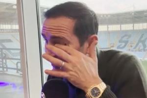 兰帕德接受球迷采访险些落泪:我一定不会辜负你们的期望