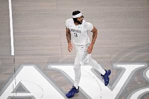 队记:老板要求提供医疗数据确认浓眉拉伤不会加重 才会批准复出