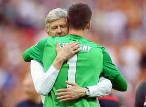 什琴斯尼:离开阿森纳是最心碎时刻,温格:你当时太安逸了