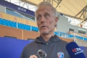 玉昆主帅安德森:坚持高位逼抢和攻势足球,是我们取得成绩的关键