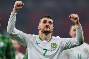 爱尔兰英雄!23岁帕洛特世预赛2场包办5球,抢6分带队杀进附加赛