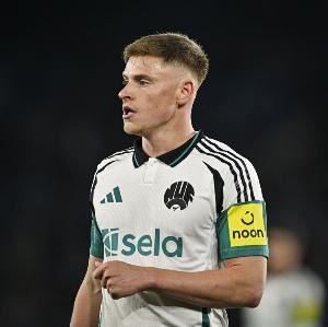 巴恩斯转为苏格兰效力可能:不排除可能 看到他们晋级真的很棒