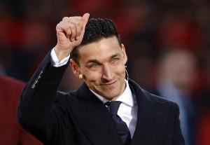 塞维名宿纳瓦斯:退役后享受骑行运动 期待塞维vs贝蒂斯的德比